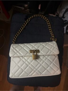 Kurt Geiger Quilted White Shoulder Bag with Gold Chain